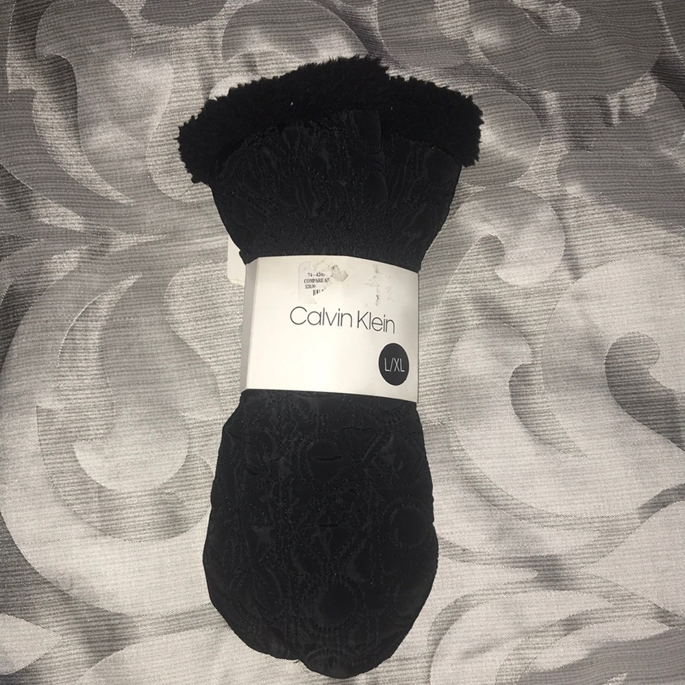 $$$ Calvin Klein hand mittens